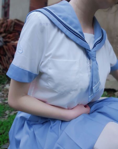 迷人服务员bd高清